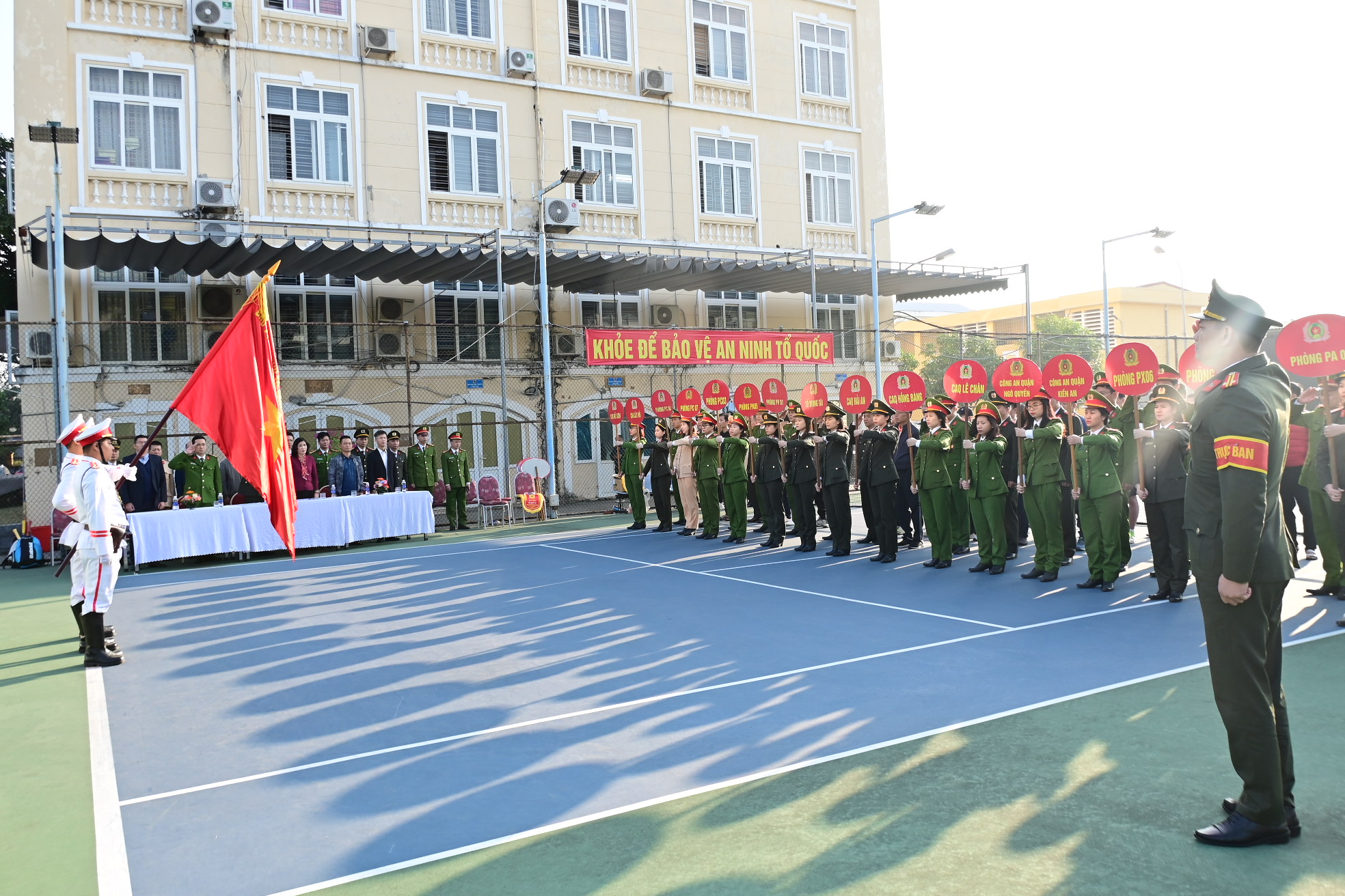 Tiến hành 354 lượt kiểm tra Điều lệnh Công an nhân dân